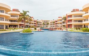 Playa Grande Oceanview Escape | Cascading Pools & Resort Living - El Rebalse, Mexico
