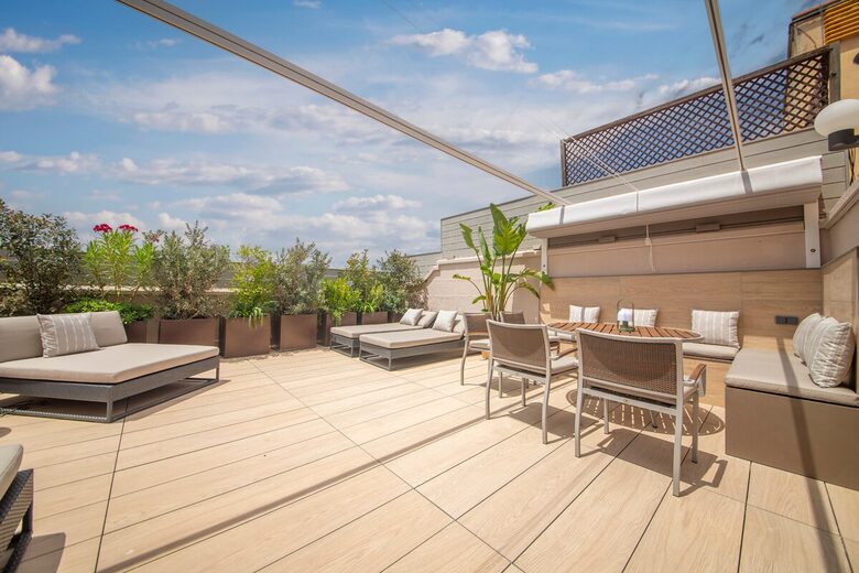 Gràcia Skyline Duplex Penthouse - Barcelona, Spain