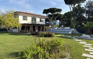 Sophisticated Tuscan Villa Near the Sea - Forte dei Marmi, Italy