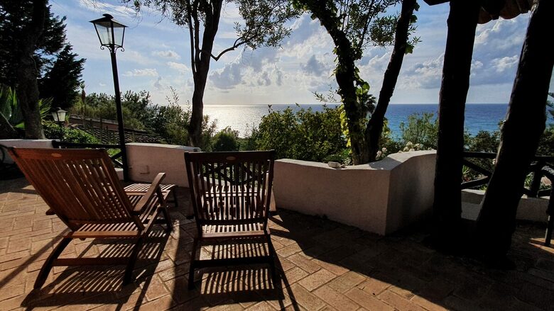 Refined Seaside Villa with Private Pool and Beach Access - Marina di Bordila, Italy