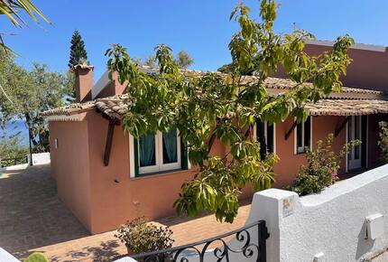 Refined Seaside Villa with Private Pool and Beach Access - Marina di Bordila, Italy