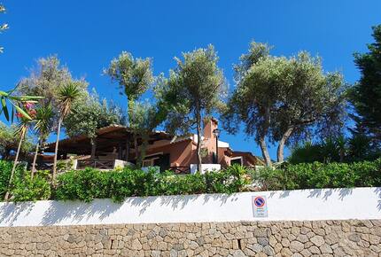 Refined Seaside Villa with Private Pool and Beach Access - Marina di Bordila, Italy