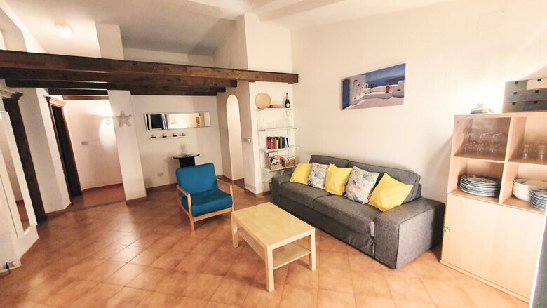 Refined Seaside Villa with Private Pool and Beach Access - Marina di Bordila, Italy
