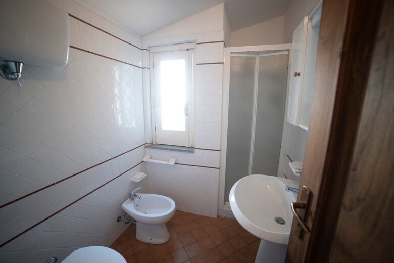 Refined Seaside Villa with Private Pool and Beach Access - Marina di Bordila, Italy