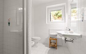 Timeless Seafront Hideaway in Torre delle Stelle - Torre Delle Stelle, Italy