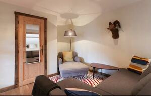 A Warm Modern Chamonix Retreat Beneath the Mountains - Les Bossons, Chamonix, France