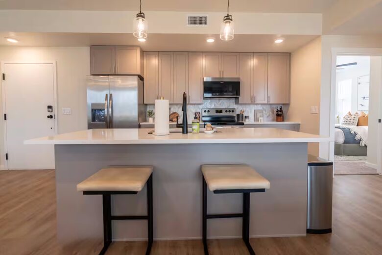 Luxury Retreat Near Desert Color Lagoon - St. George, Utah