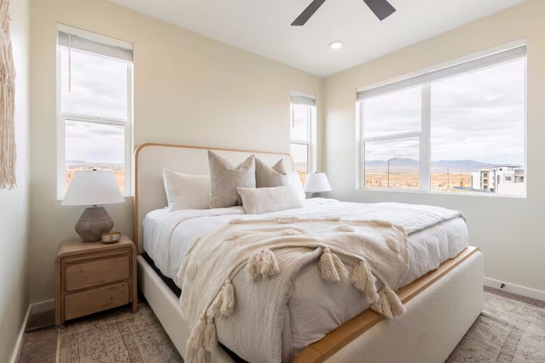 Luxury Retreat Near Desert Color Lagoon - St. George, Utah