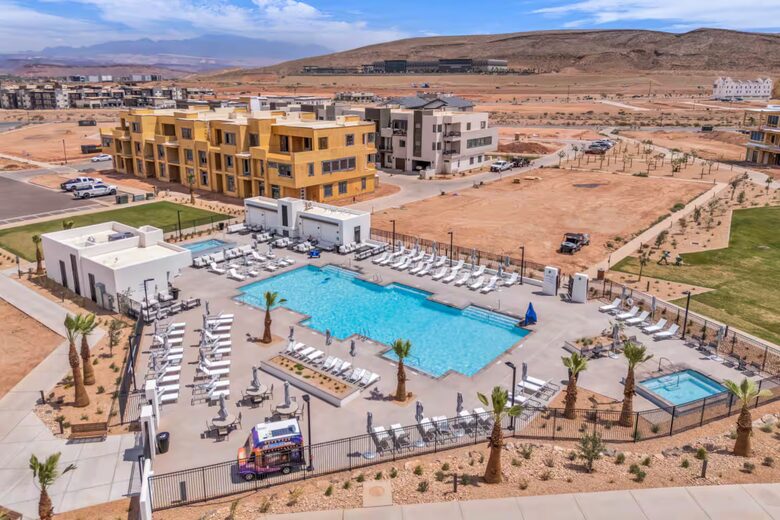 Luxury Retreat Near Desert Color Lagoon - St. George, Utah