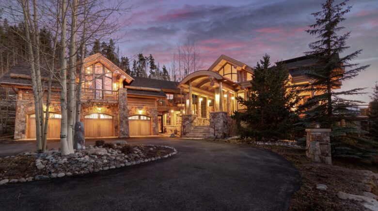 Point View Place - Moving Mountains - Breckenridge, Colorado