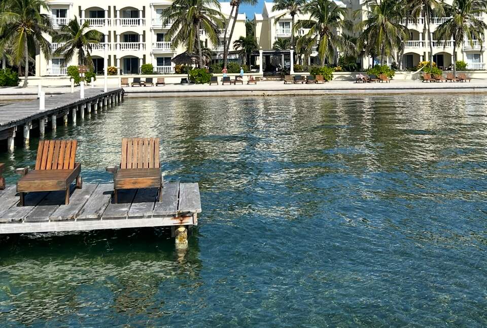Pelican Reef Villas | Easygoing Beachfront Living on Ambergris Caye - Calle San Pedro, Belize