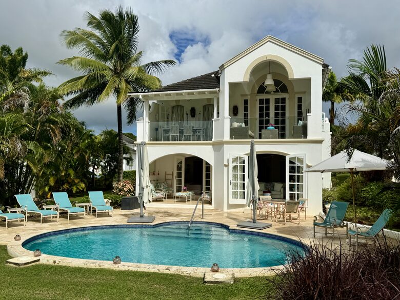 Pool area