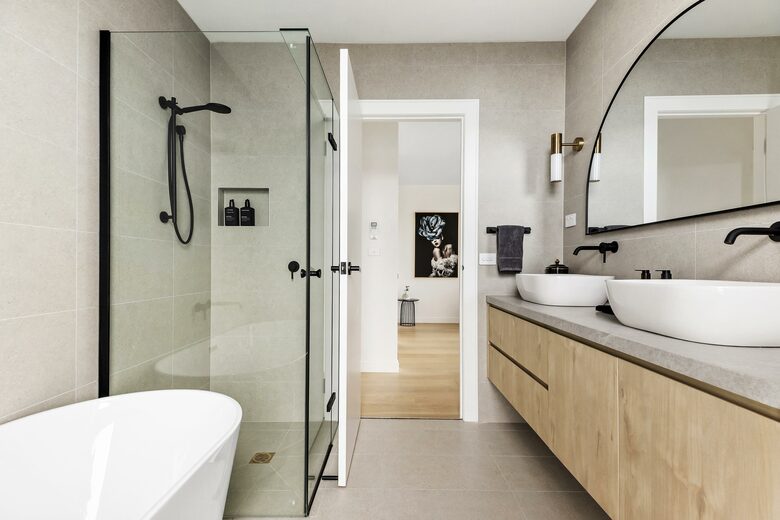 Upscale Four-Bedroom Designer Home in Prestigious Ivanhoe Village - Melbourne, Australia