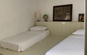 Twin bedroom 2