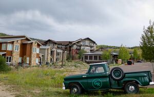 Modern Mountain Retreat - Ski in at the base of Granby Ranch - Granby, Colorado