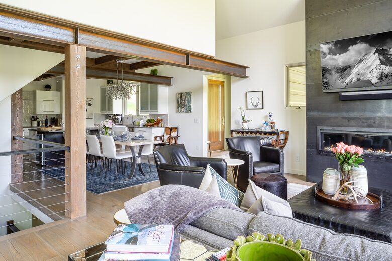 Modern Mountain Retreat with Stunning Views + Amenities Galore - Big Sky, Montana