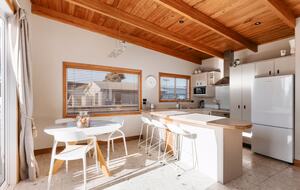 Relaxed Coastal Getaway Near Golden Sands Village - Pāpāmoa, New Zealand