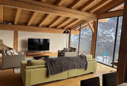 Refined Alpine Chalet with Panoramic Mountain Views - Villaroger, France