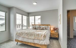 Modern Mountain Retreat - Ski in at the base of Granby Ranch - Granby, Colorado