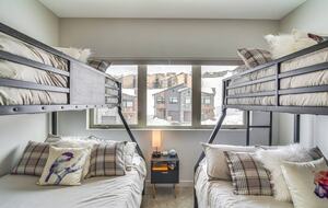Modern Mountain Retreat - Ski in at the base of Granby Ranch - Granby, Colorado