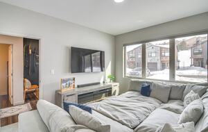 Modern Mountain Retreat - Ski in at the base of Granby Ranch - Granby, Colorado