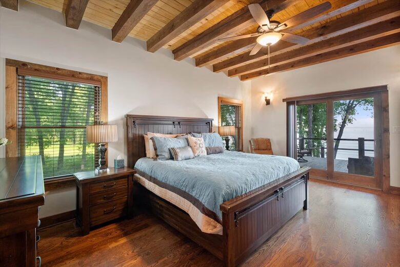 Paradise Cove Lakehouse | Timber-Frame Luxury on the Water - Streetman, Texas
