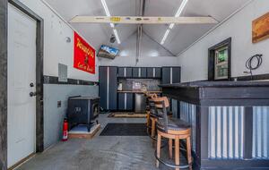 Timber Circle Retreat | Acolhedora casa na floresta perto do Lago dos Bosques – Klamath Falls, Oregon
