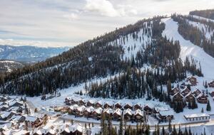 Equity Residences, Effortless Ski Days at Big Sky Resort - Big Sky, Montana