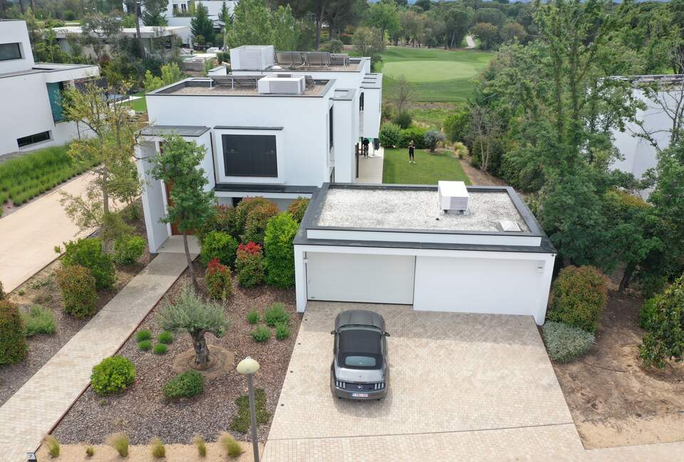 Luxury Villa at Camiral Golf y Wellness - Caldes de Malavella, Spain